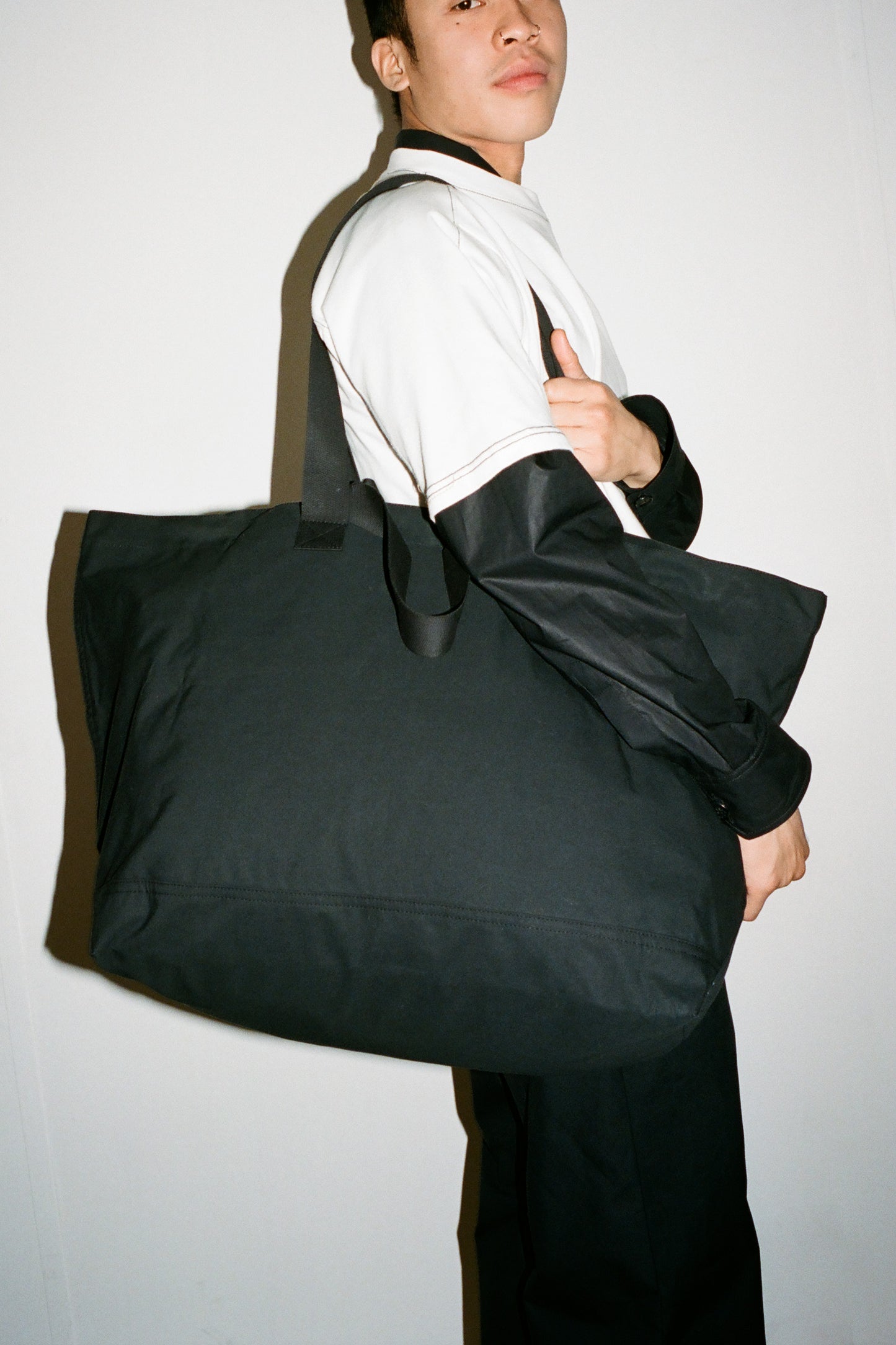 The Shopper black